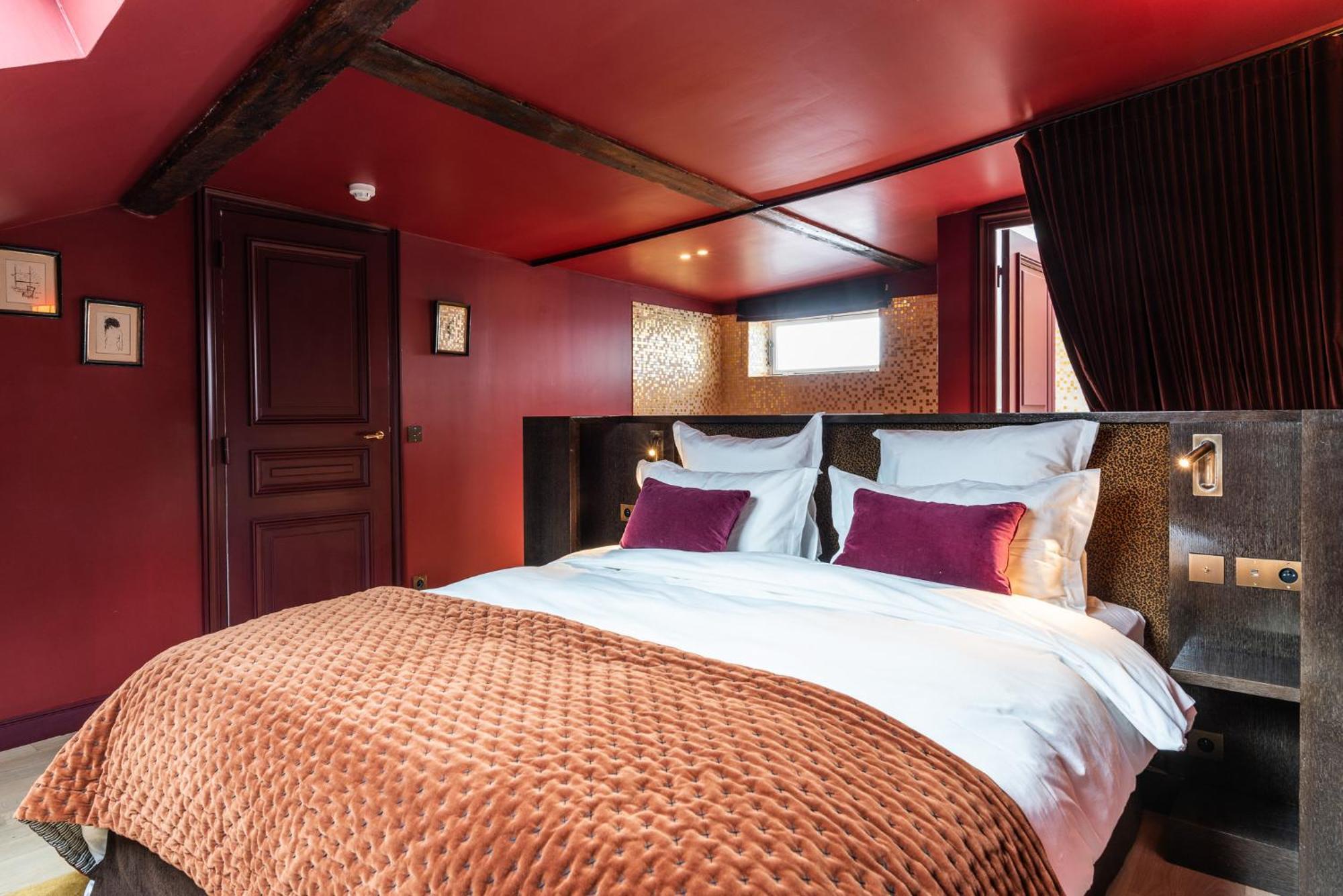Maison La Boheme Montmartre - Studios & Apartments Paris Bagian luar foto