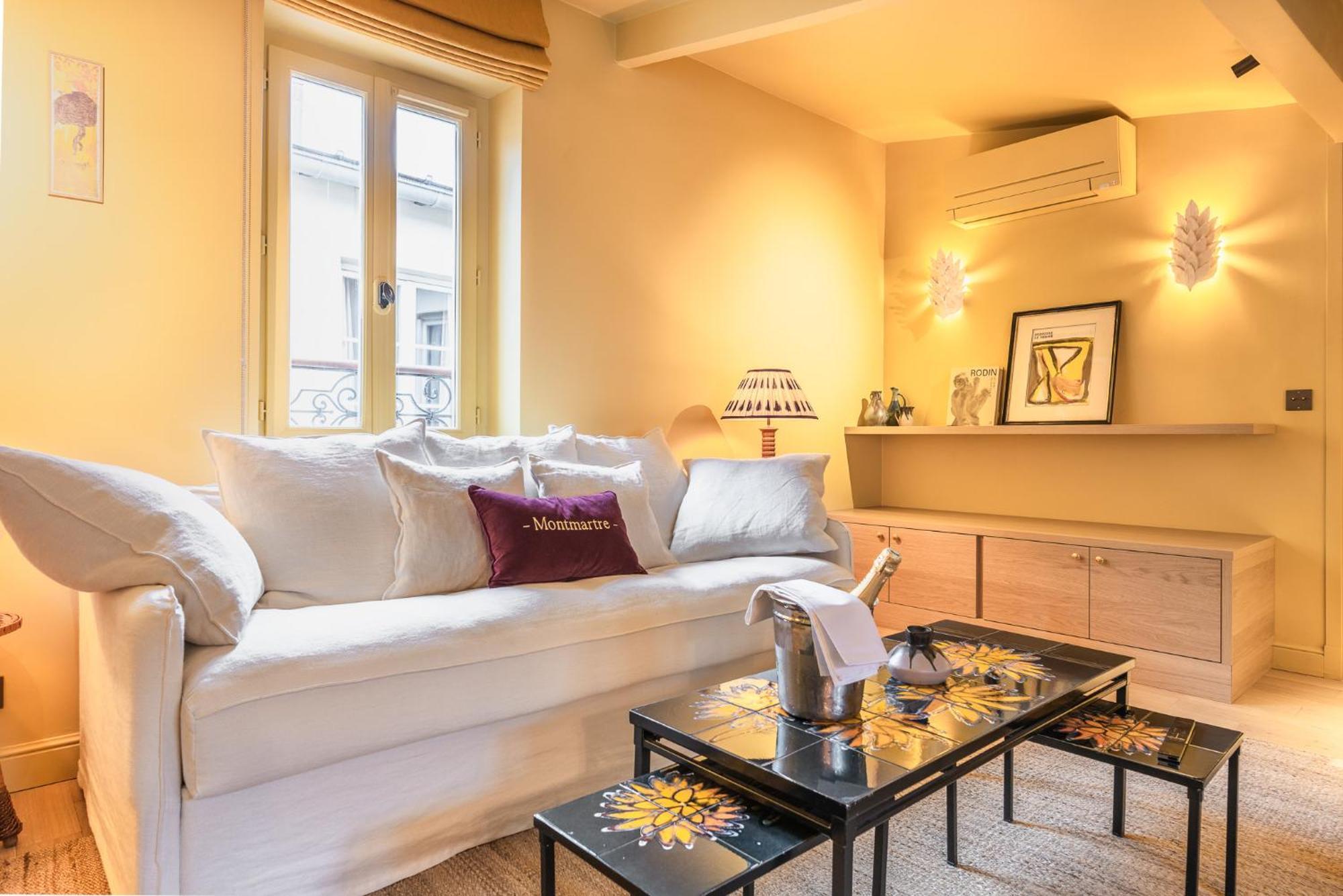 Maison La Boheme Montmartre - Studios & Apartments Paris Bagian luar foto
