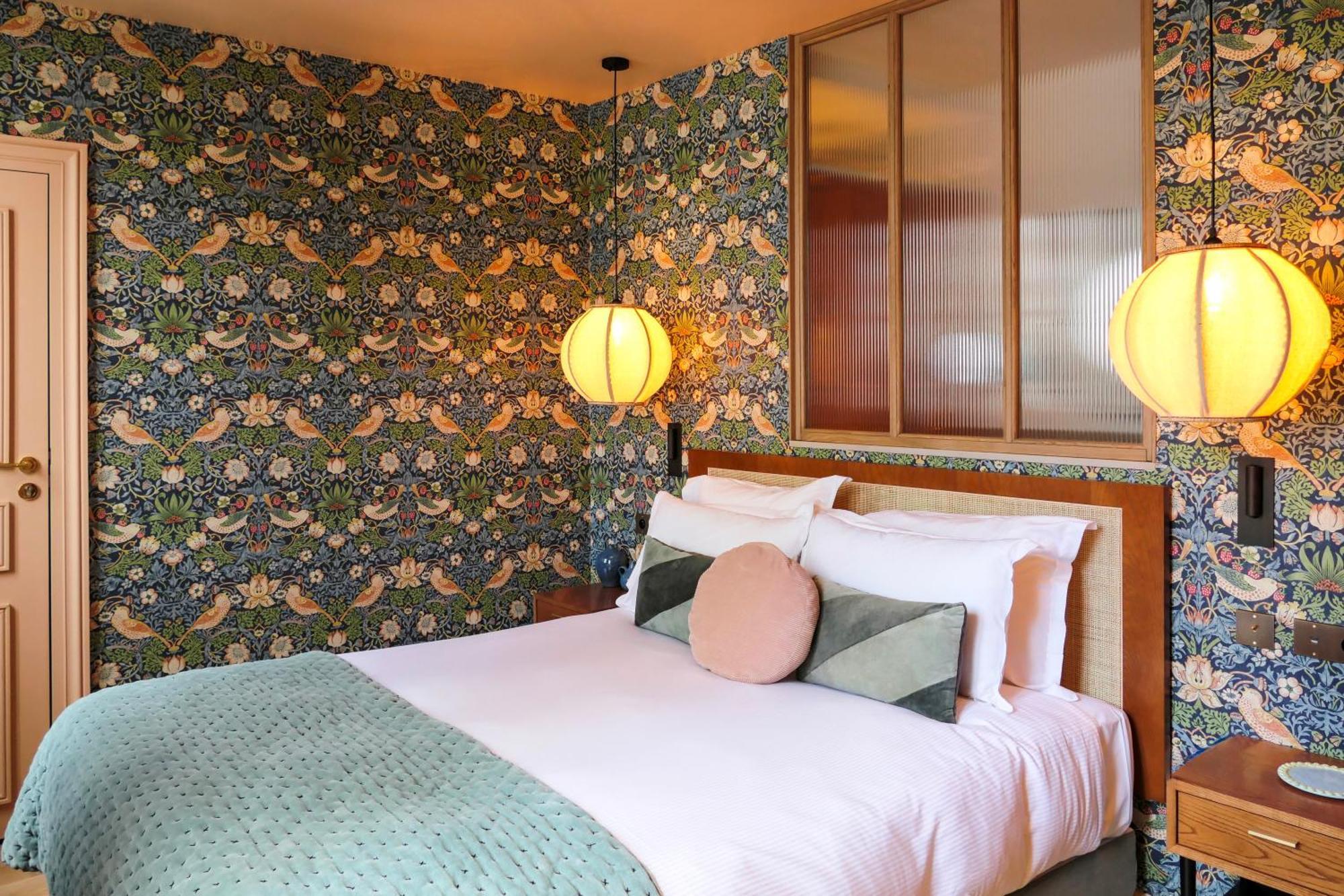 Maison La Boheme Montmartre - Studios & Apartments Paris Bagian luar foto